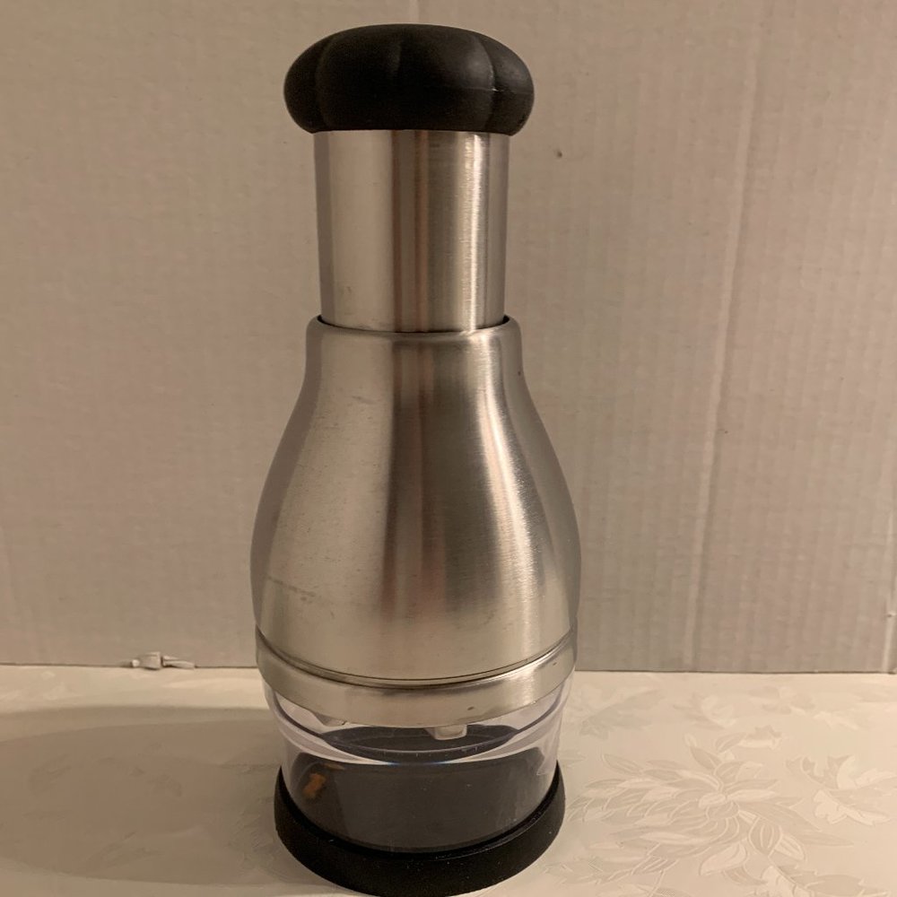 Manual kitchen push chopper - stainless steel